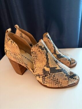 Lucky Brand Beige Snake-Print Open-Toe Block Heels